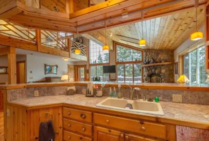 Home Exchange in Truckee, CA, kitchen with a view of open living room