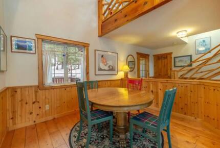 Home Exchange in Truckee, CA, cozy dining area