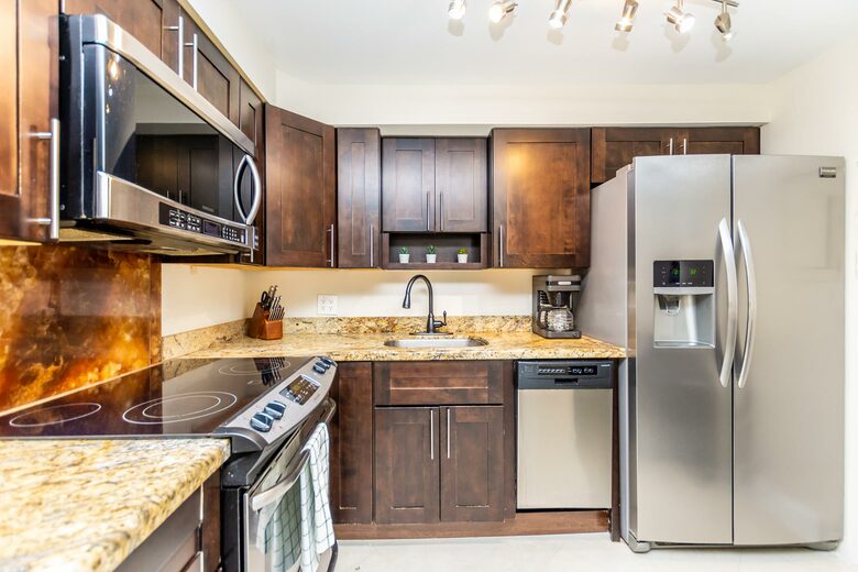 Ocean Manor Beach Condo - Fort Lauderdale, Florida