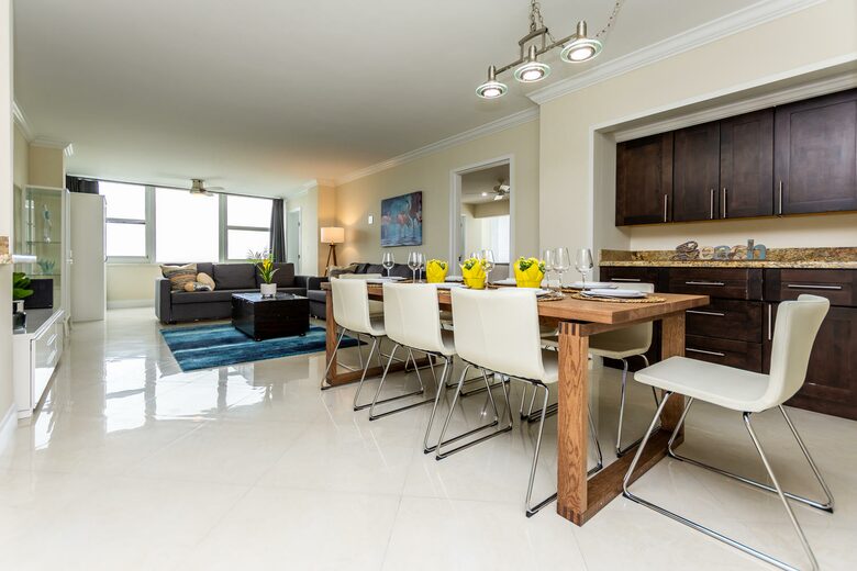 Ocean Manor Beach Condo - Fort Lauderdale, Florida