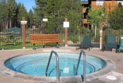 Home Exchange in Truckee, CA, Tahoe Donner community hot tub