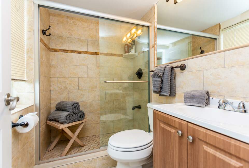 Ocean Manor Beach Condo - Fort Lauderdale, Florida