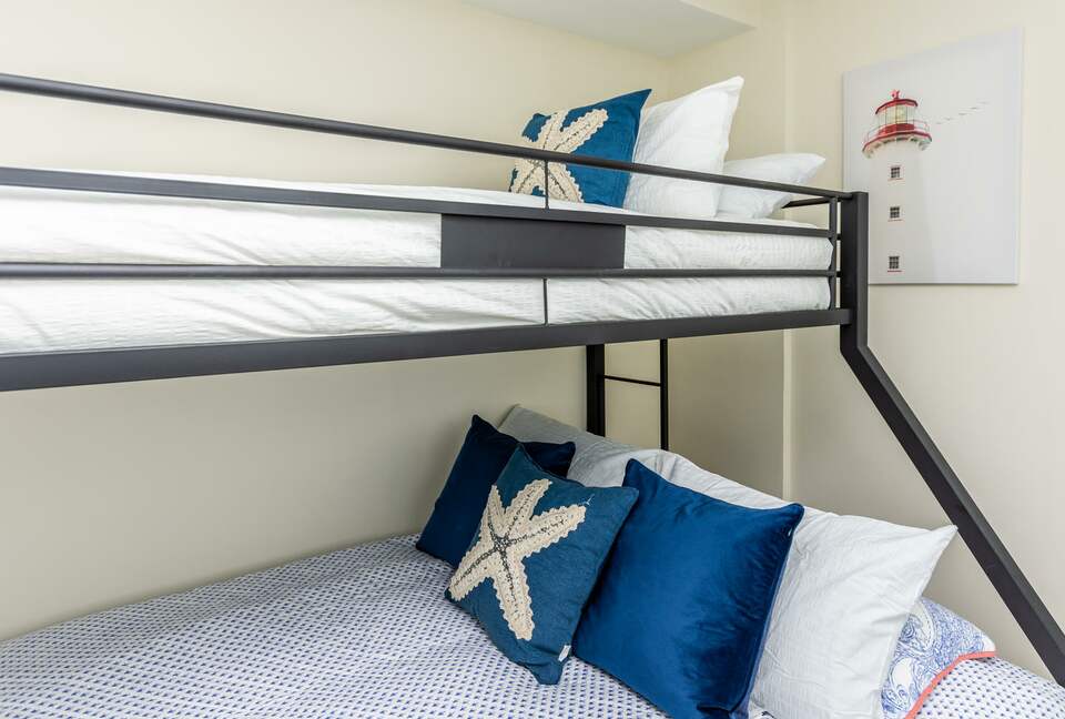 Ocean Manor Beach Condo - Fort Lauderdale, Florida