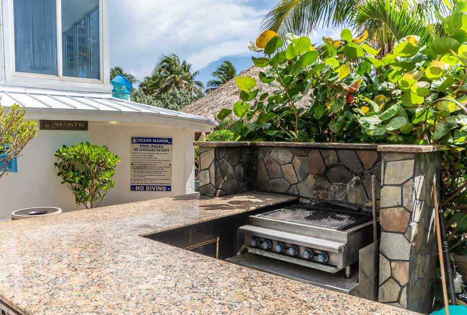 Ocean Manor Beach Condo - Fort Lauderdale, Florida