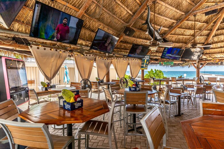 Ocean Manor Beach Condo - Fort Lauderdale, Florida