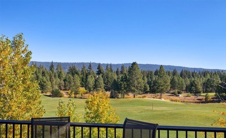 Home Exchange in Cle Elum, WA, on the golf course