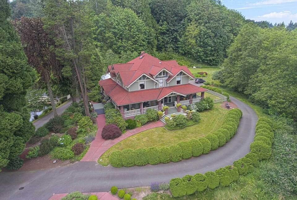 Home Exchange in Auburn, WA, incredible historic home on 37 acres
