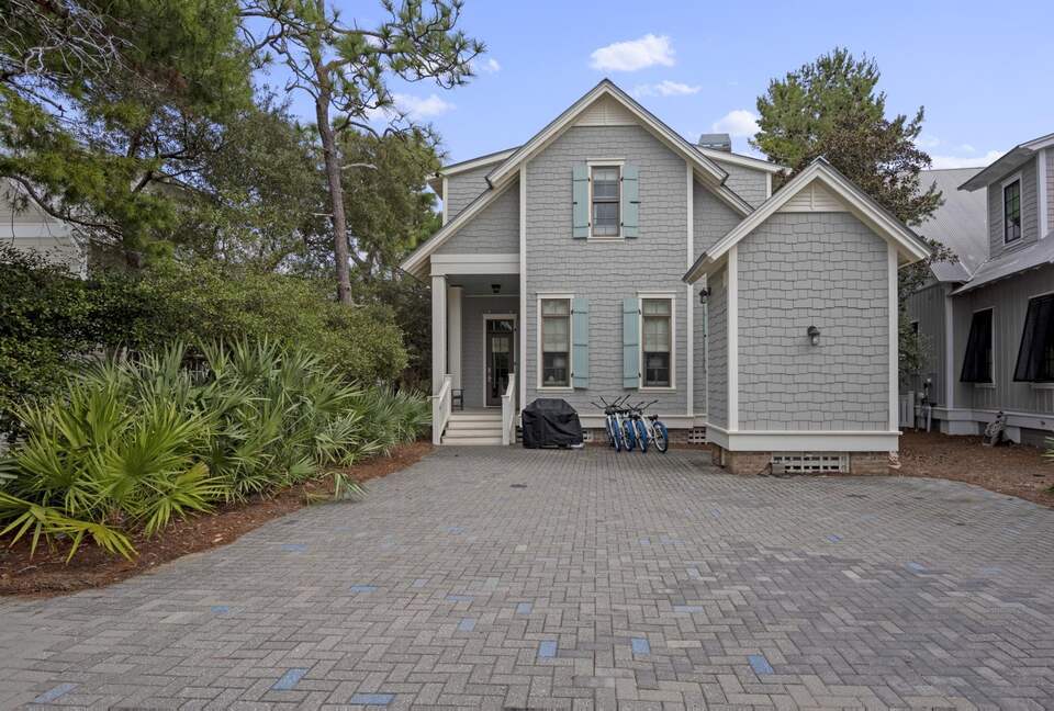 WaterColor beautiful beach getaway parking