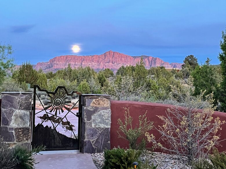 Home Exchange in Springdale, UT, front gate to home