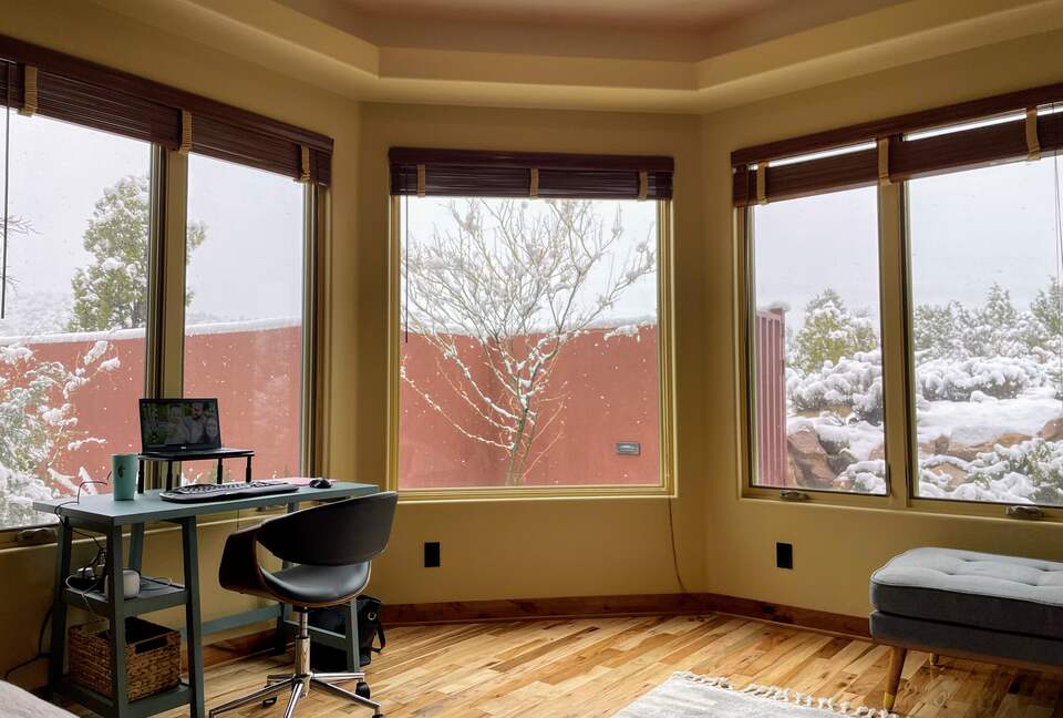 Home Exchange in Springdale, UT, Snow covered desert