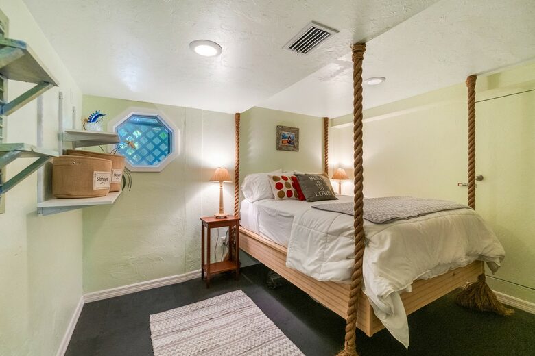 Hideaway Cottage - Useppa Island, Florida