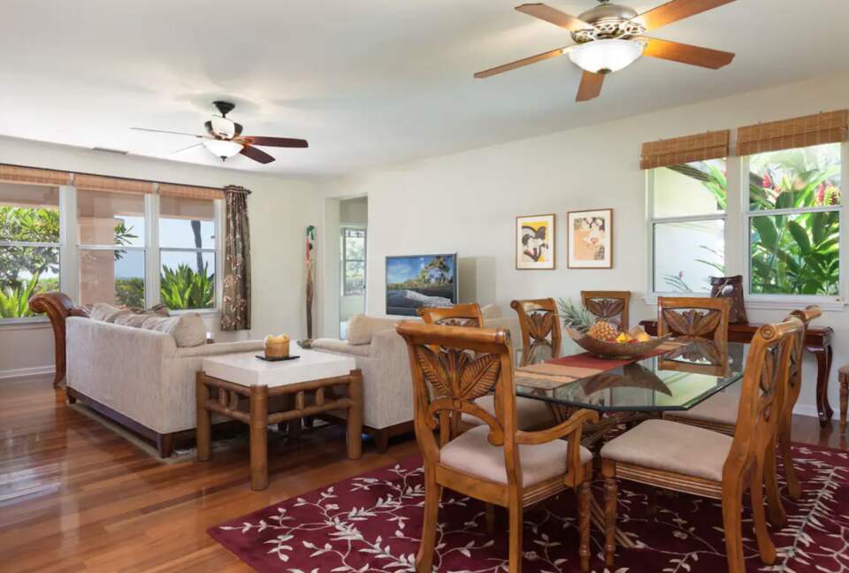 Open living room to dining