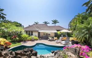 Hawaiian paradise with pool