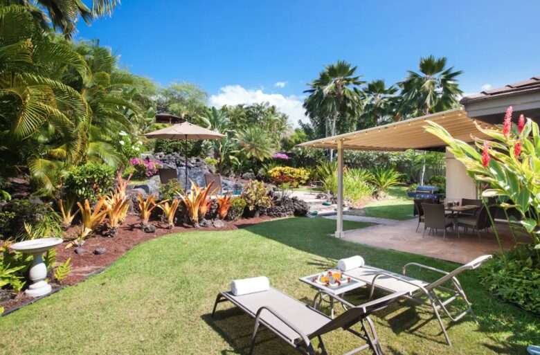 Hawaiian paradise lush backyard