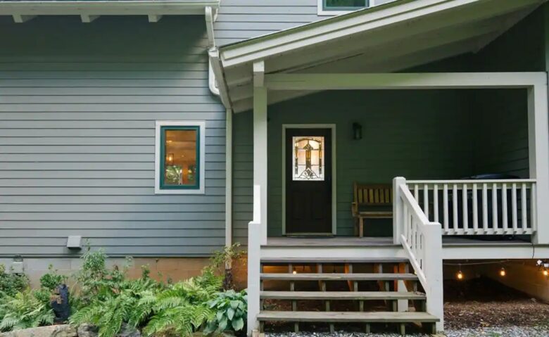 Home Exchange in Fairway, NC, front porch