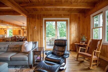 Home Exchange in Fairway, NC, cozy loungers