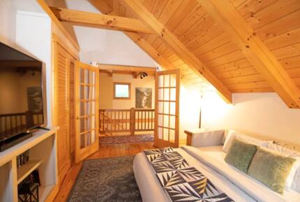 Home Exchange in Fairway, NC, comfy king sized pull out bed