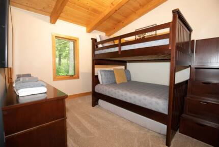 Home Exchange in Fairway, NC, bunk bed with trundle