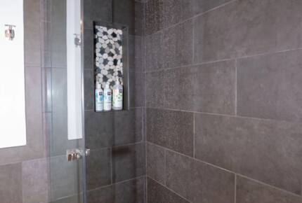 Home Exchange in Fairway, NC, upgraded shower