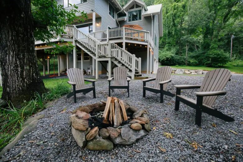 Home Exchange in Fairview, NC, firepit perfect for smores