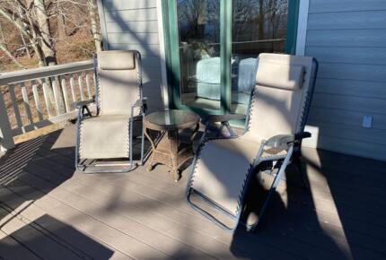 Home Exchange in Fairview, NC, catch some rays in these loungers