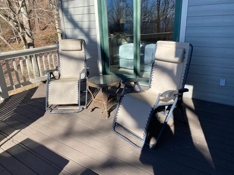 Home Exchange in Fairview, NC, catch some rays in these loungers