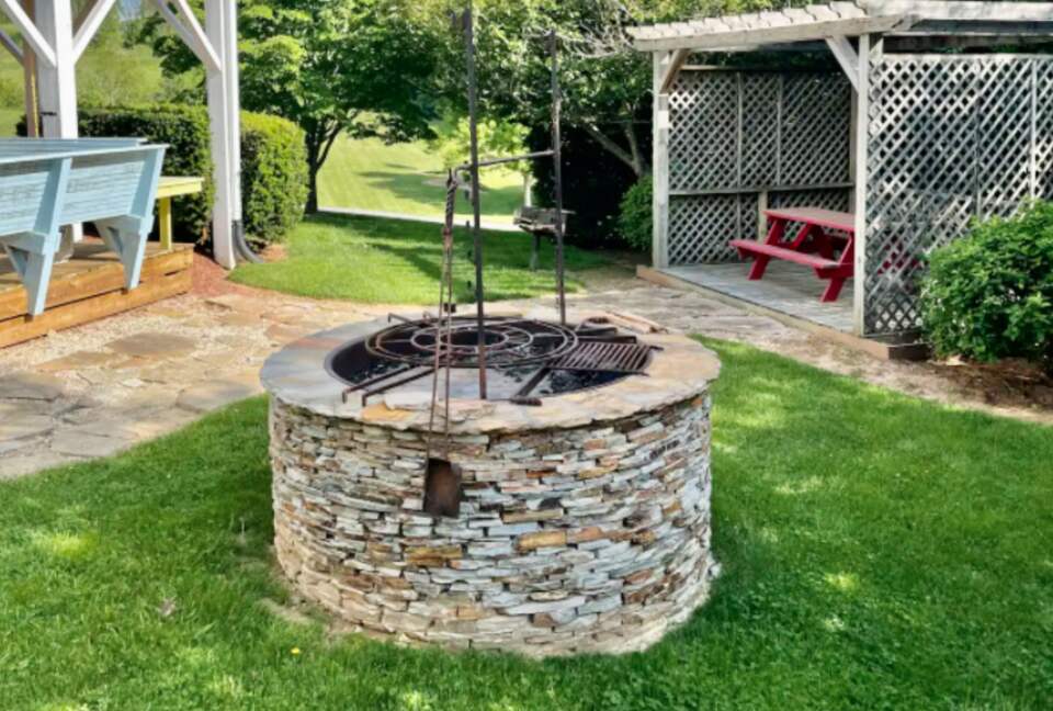 Fire pit
