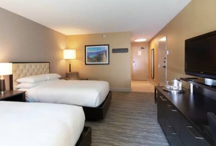 Room with two double beds