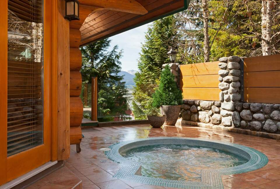 Authentic Whistler Ski Chalet - Whistler, Canada