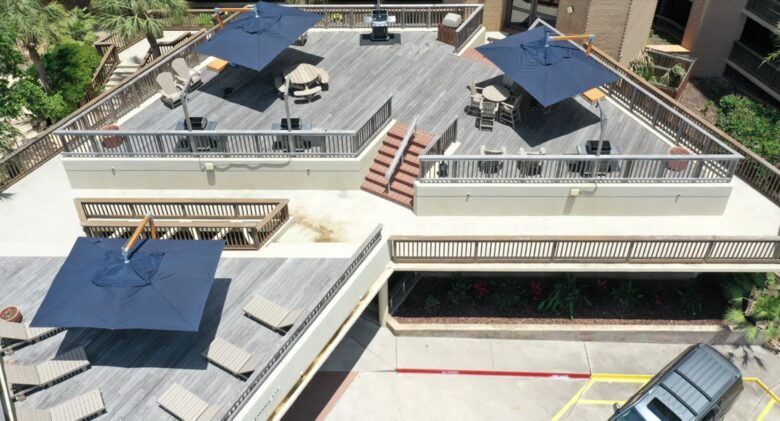 Deck for bird viewing