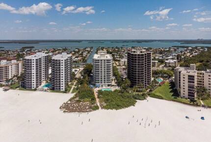 Nest 301 at GullWing Beach Resort - Fort Myers Beach, Florida