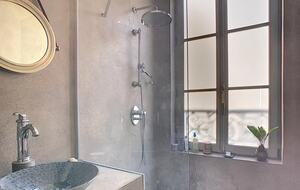 Chic Parisian Family Home (R) - Paris, France