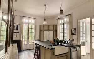 Chic Parisian Family Home (R) - Paris, France