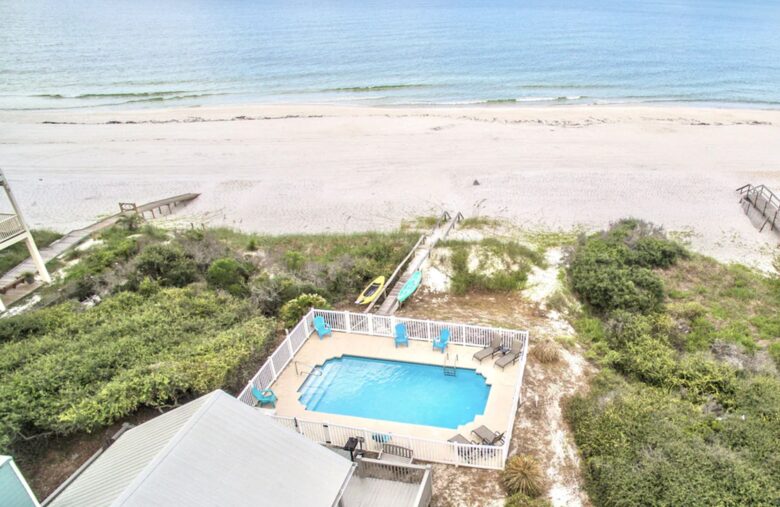 Modern Beachfront Getaway with heated pool