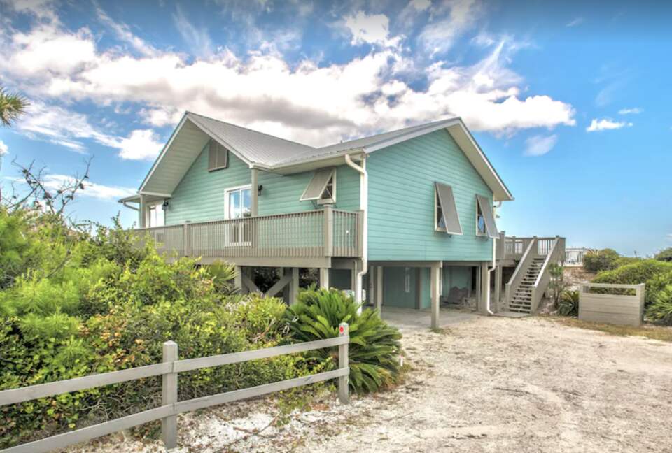 Modern Beachfront Getaway