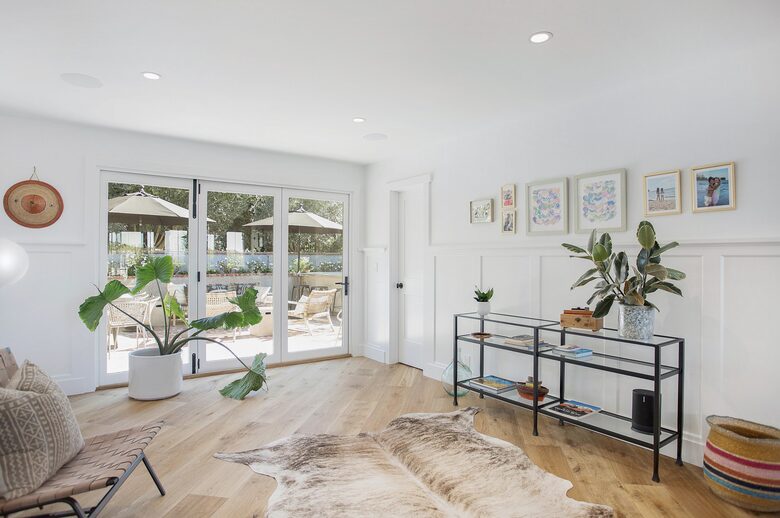 Home Exchange in Laguna Beach, CA, contemporary designs