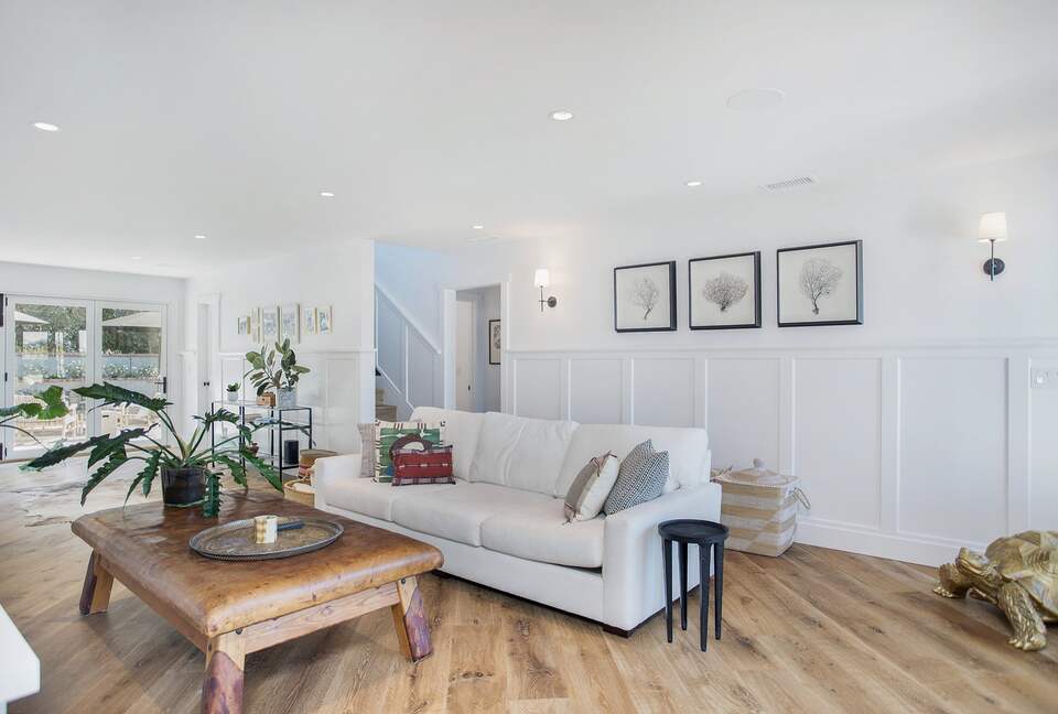 Home Exchange in Laguna Beach, CA, open concept living space