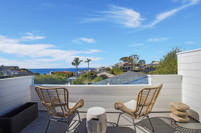Home Exchange in Laguna Beach, CA, balcony with water views