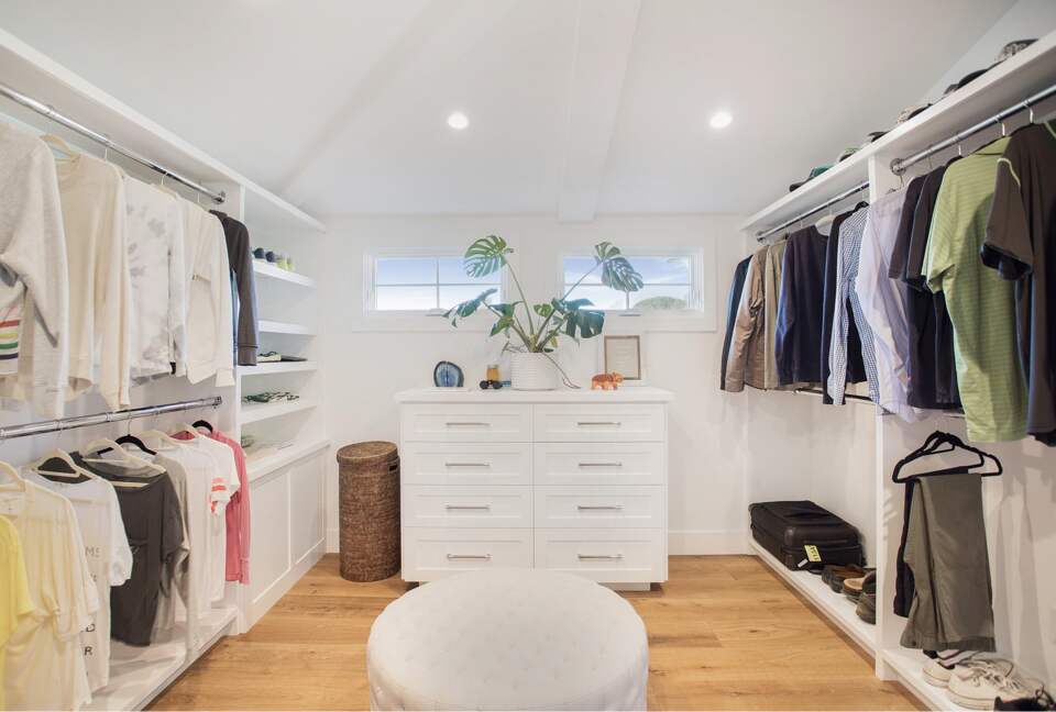 Home Exchange in Laguna Beach, CA, large master closet