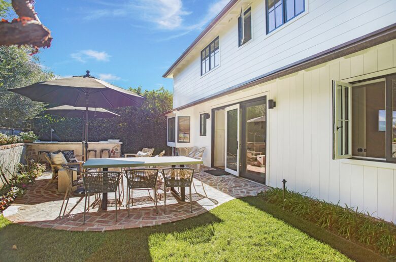 Home Exchange in Laguna Beach, CA, private backyard