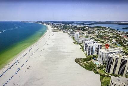 Nest 301 at GullWing Beach Resort - Fort Myers Beach, Florida