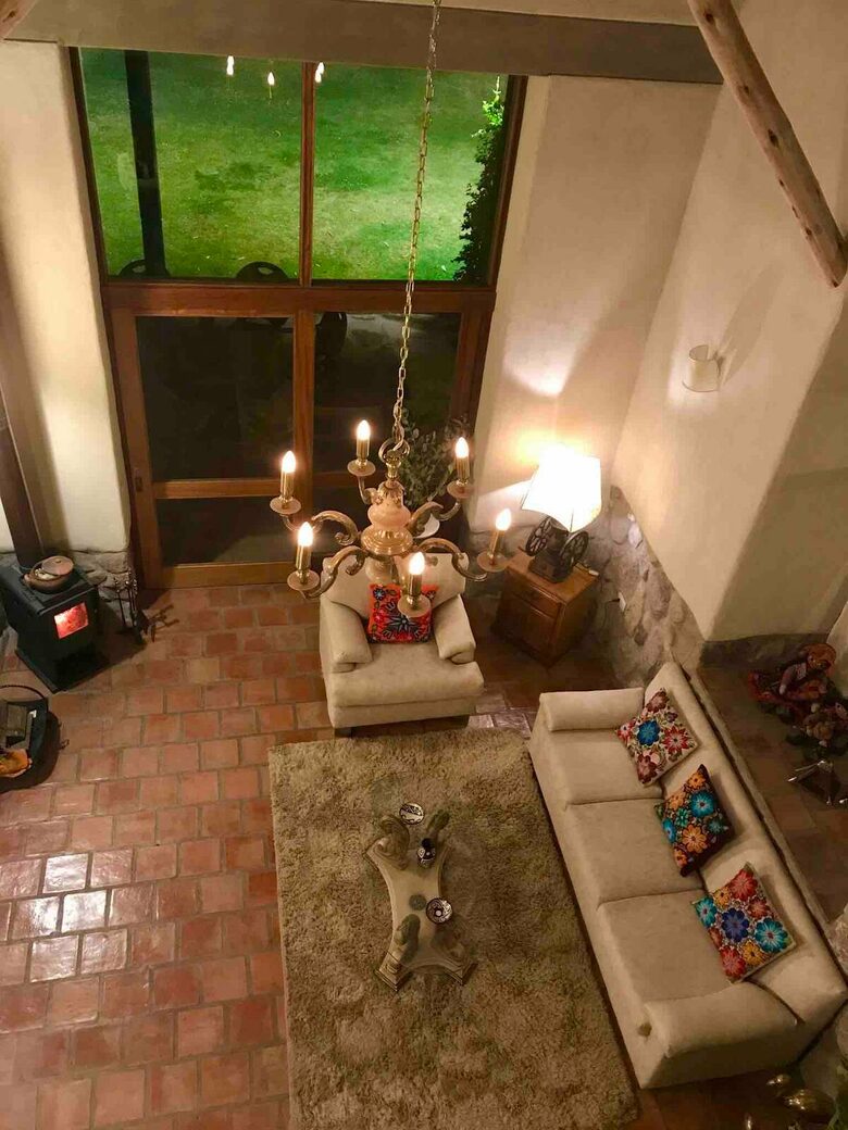 Home Exchange in Urubamba, Cusco, Peru, family room chandelier