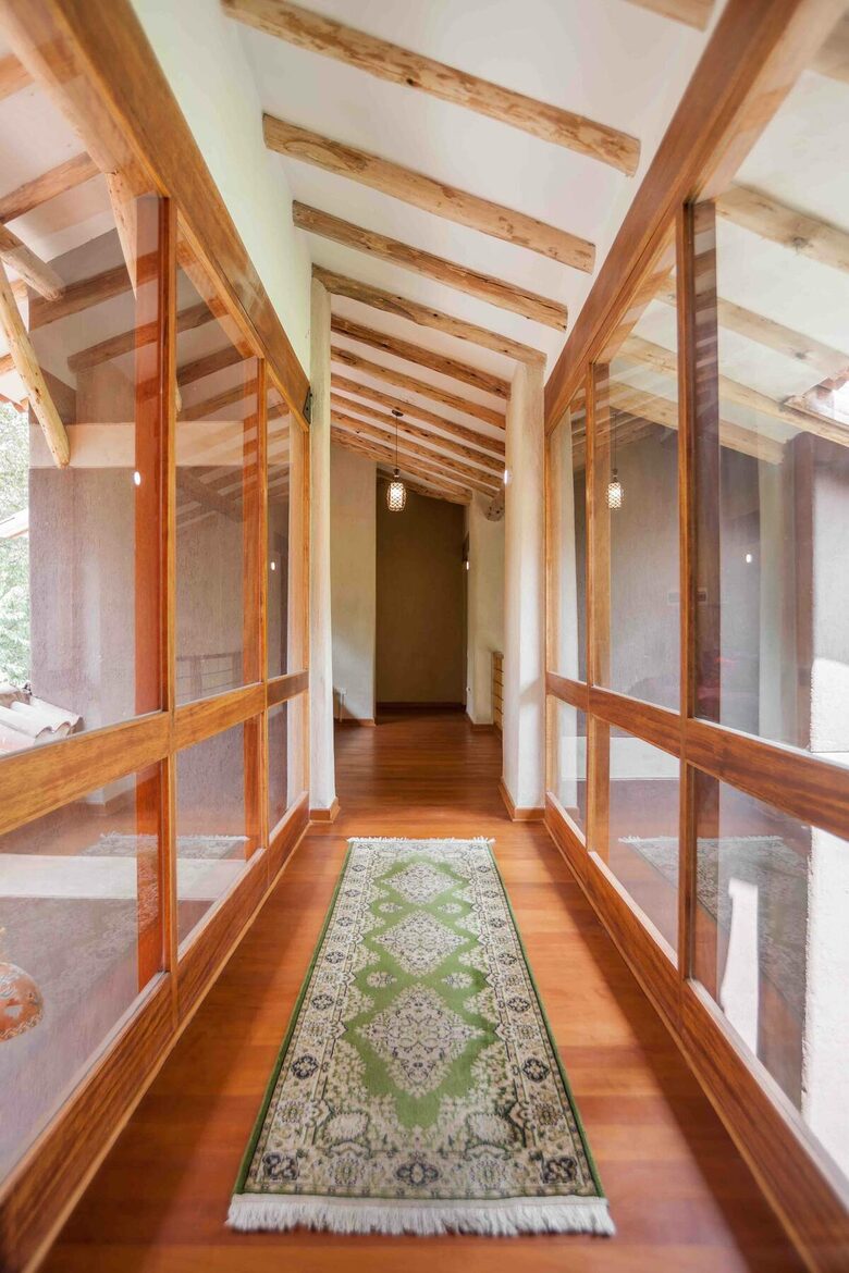 Home Exchange in Urubamba, Cusco, Peru, hallway with natural light