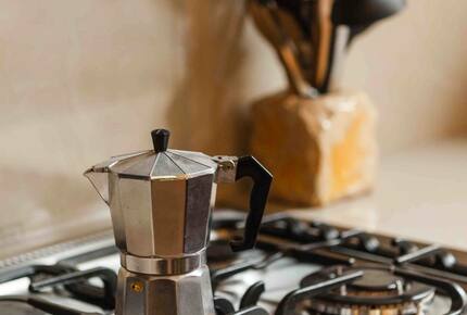 Home Exchange in Urubamba, Cusco, Peru, gas stove with coffee maker