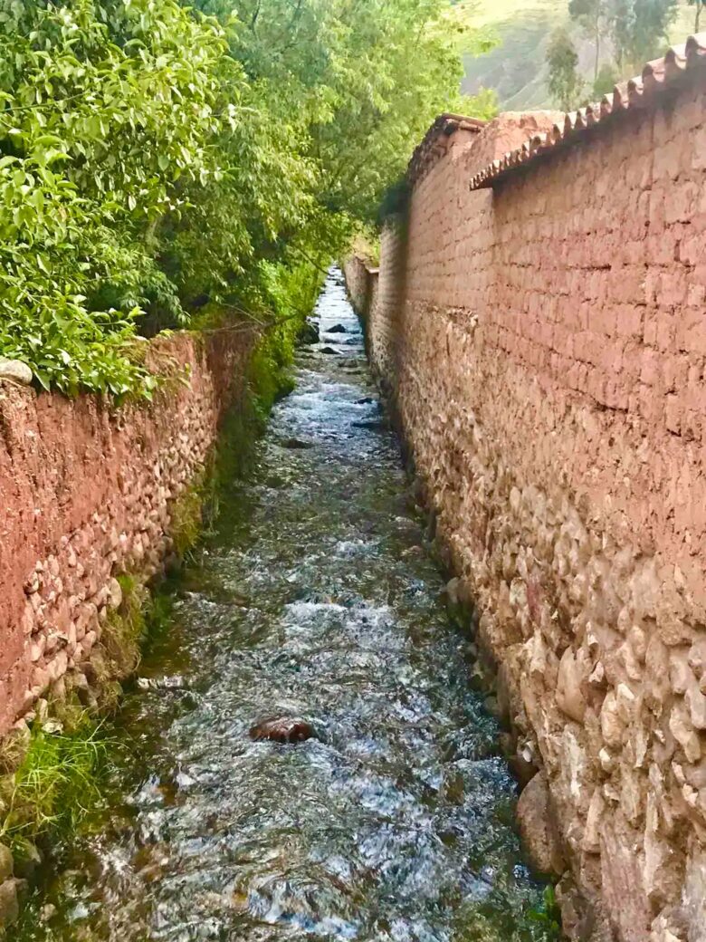 Home Exchange in Urubamba, Cusco, Peru, river runs