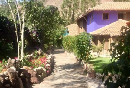 Home Exchange in Urubamba, Cusco, Peru, garden stone pathway