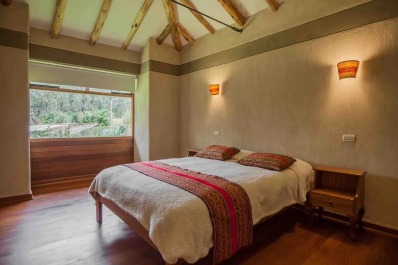Home Exchange in Urubamba, Cusco, Peru, master bedroom
