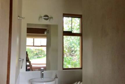 Home Exchange in Urubamba, Cusco, Peru, spacious bathroom