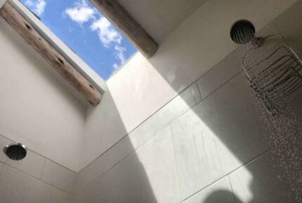 Home Exchange in Urubamba, Cusco, Peru, skylight in the shower