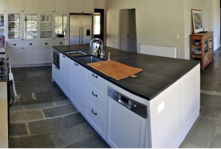 Home Exchange in Yaouk, NSW, Australia, large kitchen with island